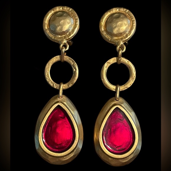 Vintage Jewelry - Vintage Clip On Earrings